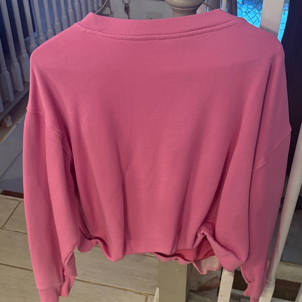 Universal Thread Pink Sweatshirt - Picture 2 of 3
